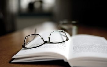 book, read, glasses-4600757.jpg
